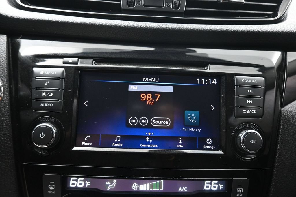 Used 2019 Nissan Rogue Sport SV AWD/4WD image 17