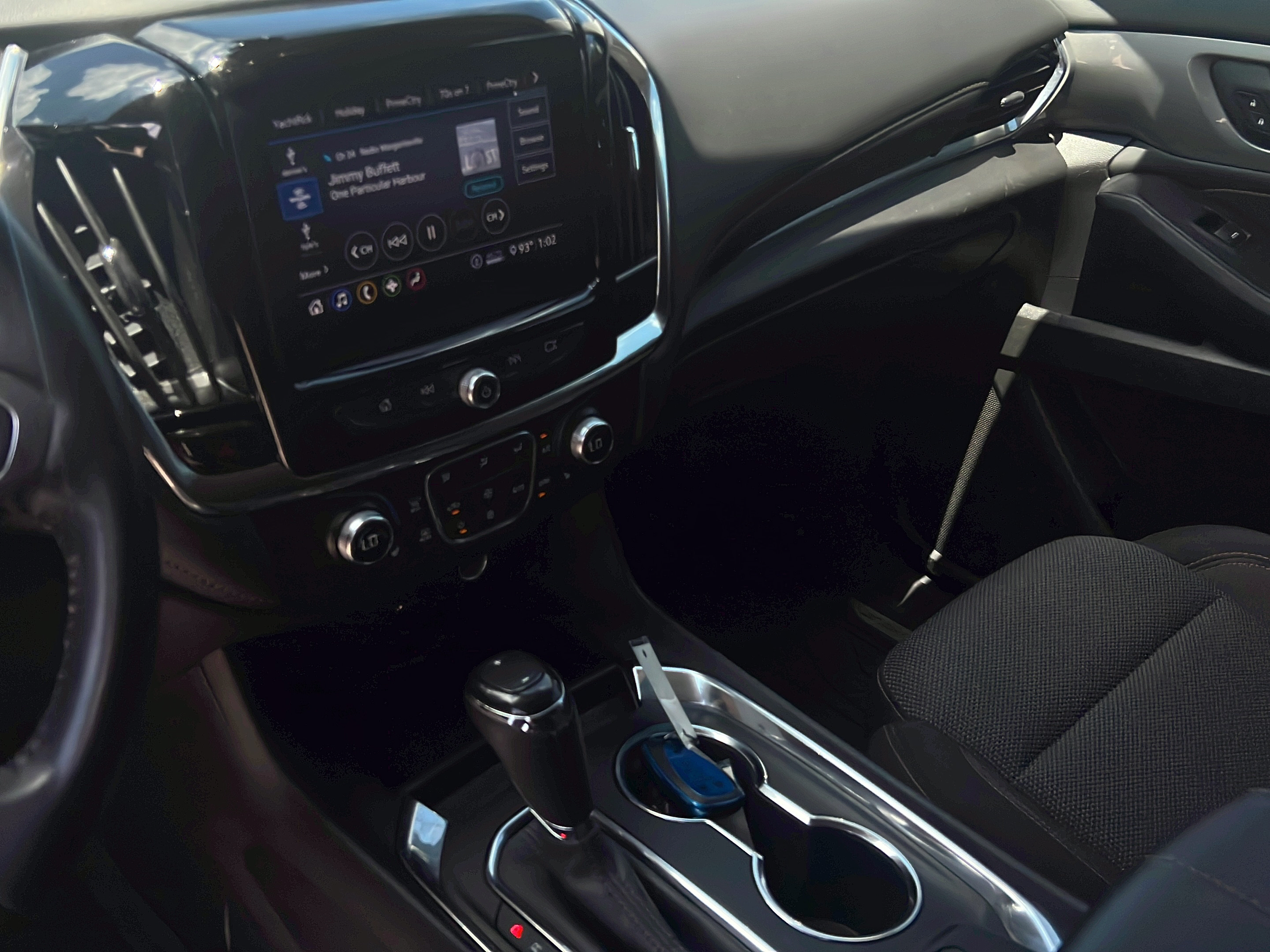 Used 2020 Chevrolet Traverse LT FWD image 11