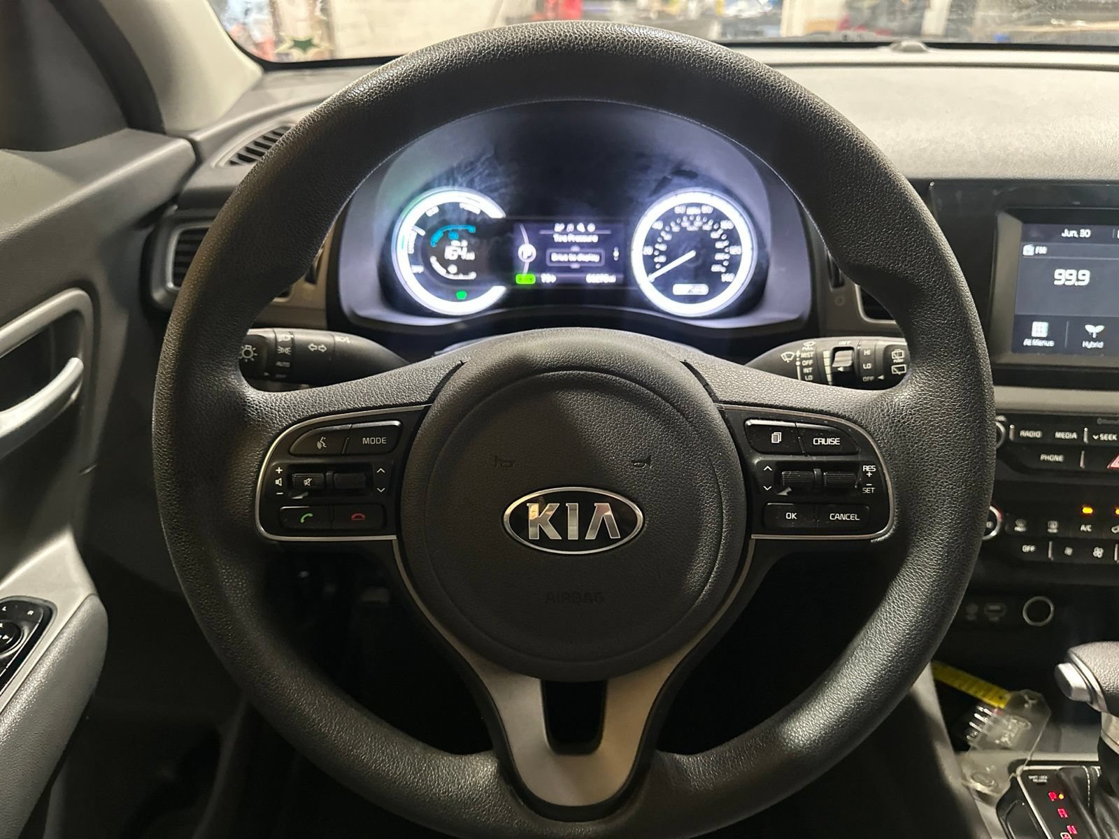 Used 2019 Kia Niro LX FWD image 18