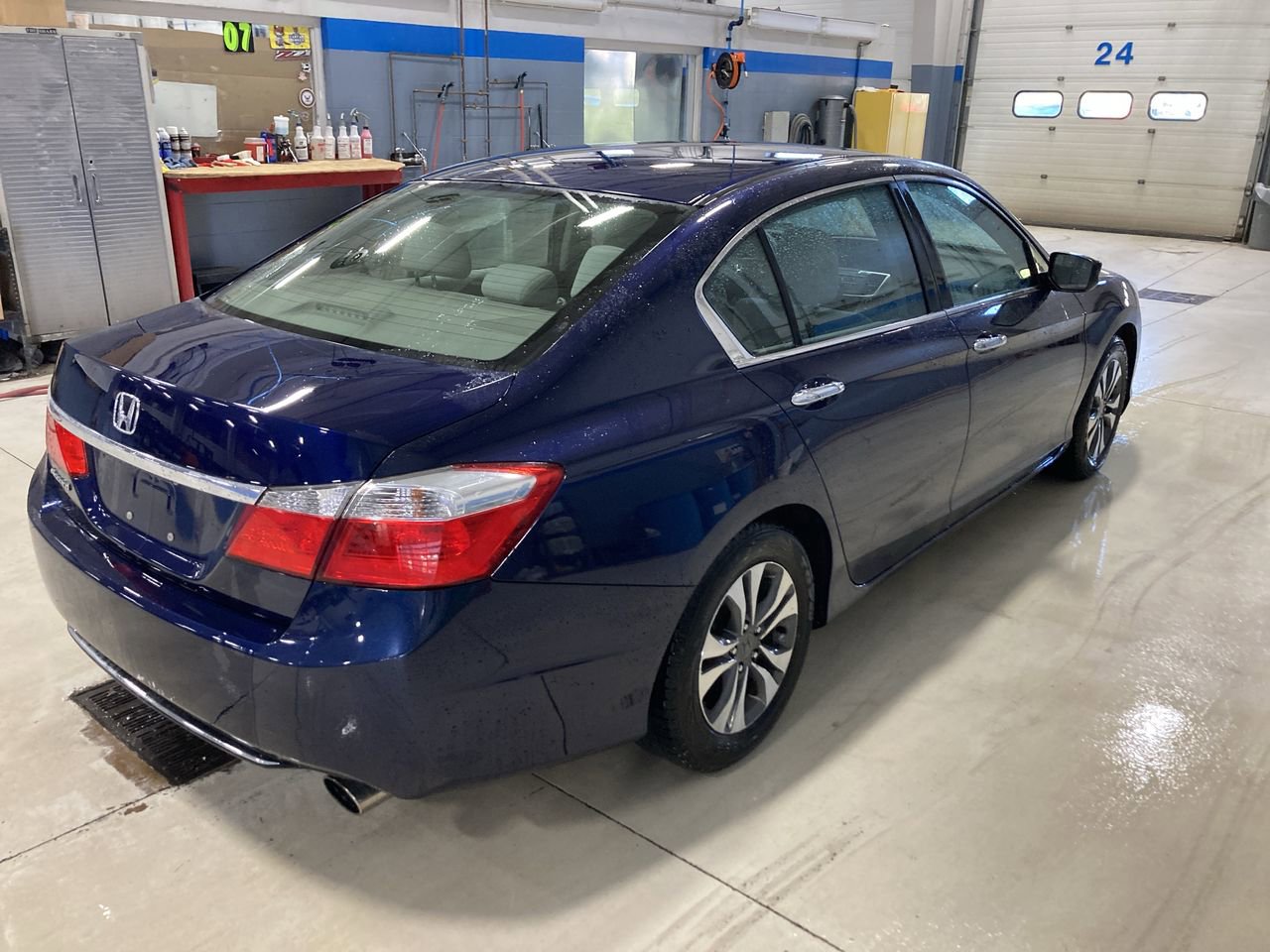 Used 2013 Honda Accord LX image 7