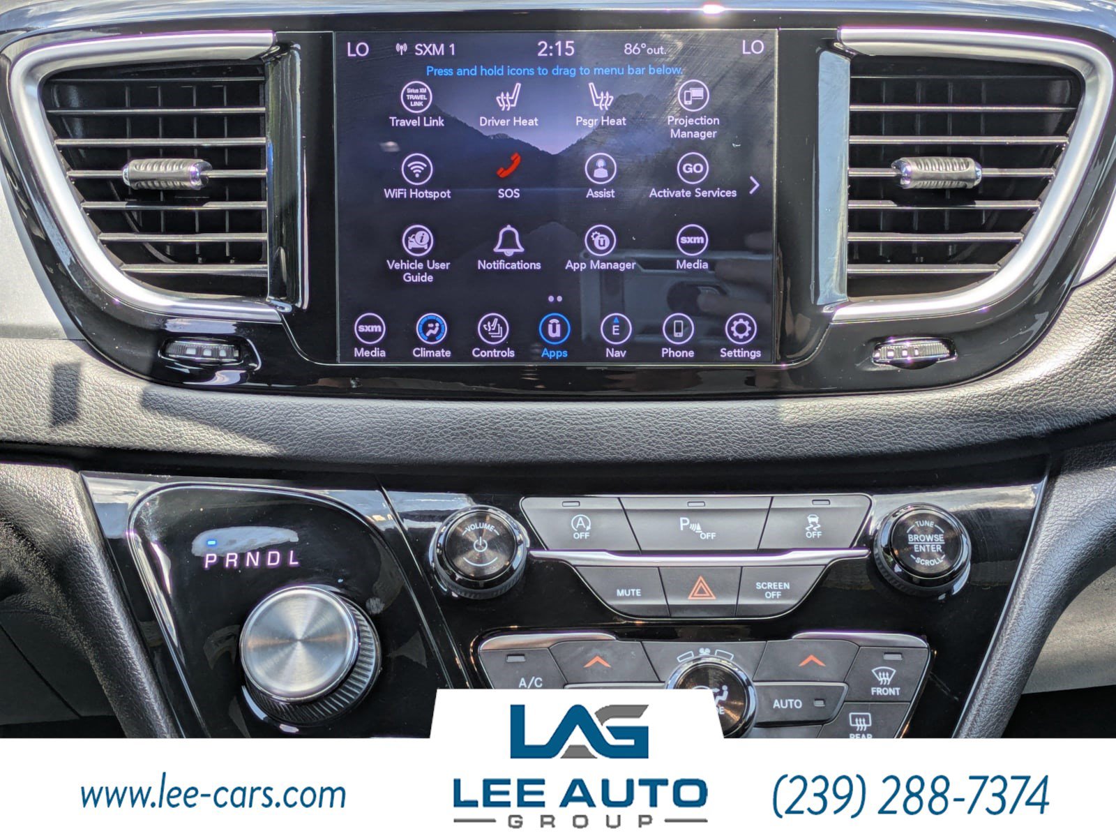 Used 2018 Chrysler Pacifica Touring-L w/ Premium Audio Group FWD image 16