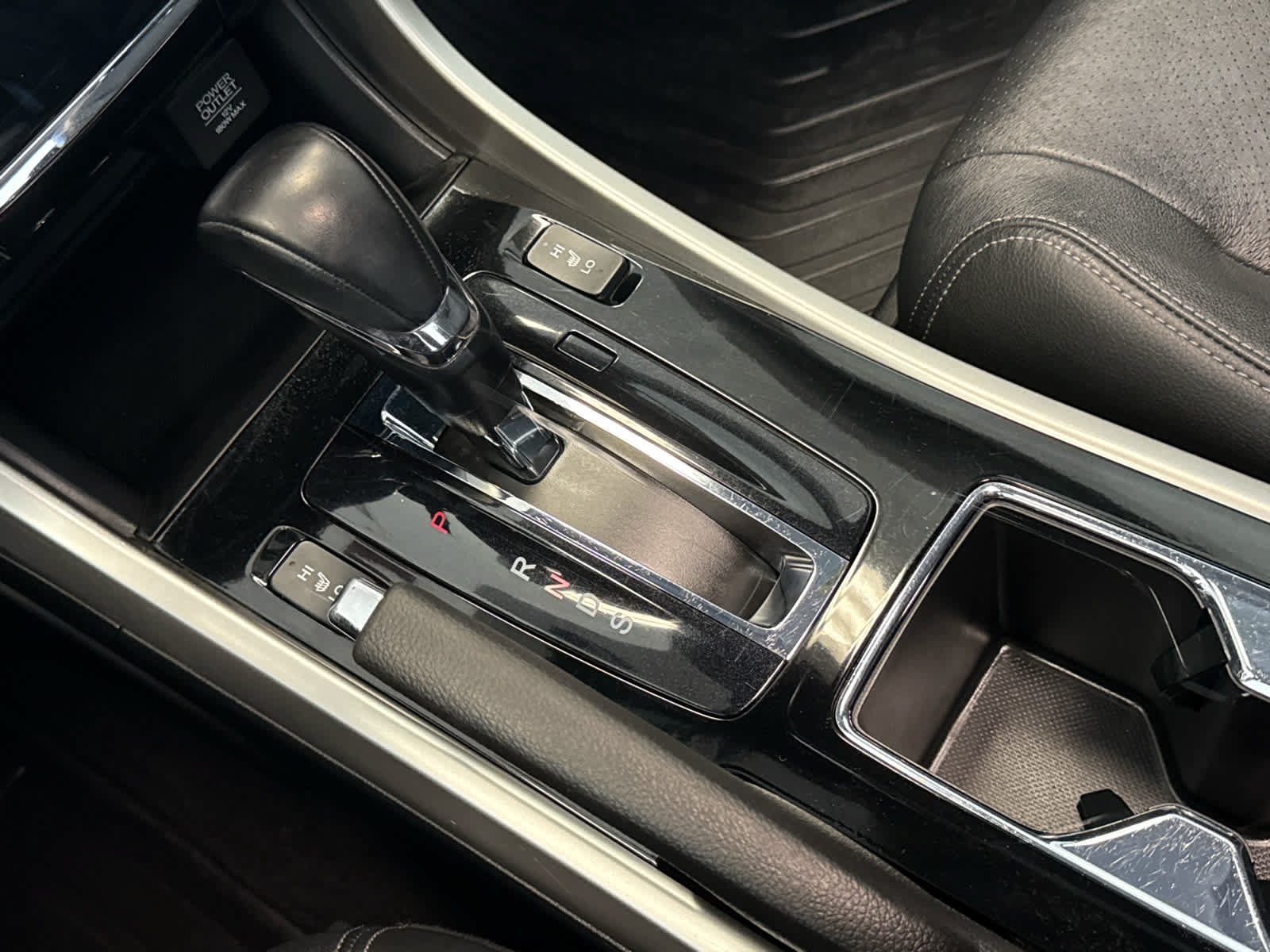 Used 2017 Honda Accord Touring image 15
