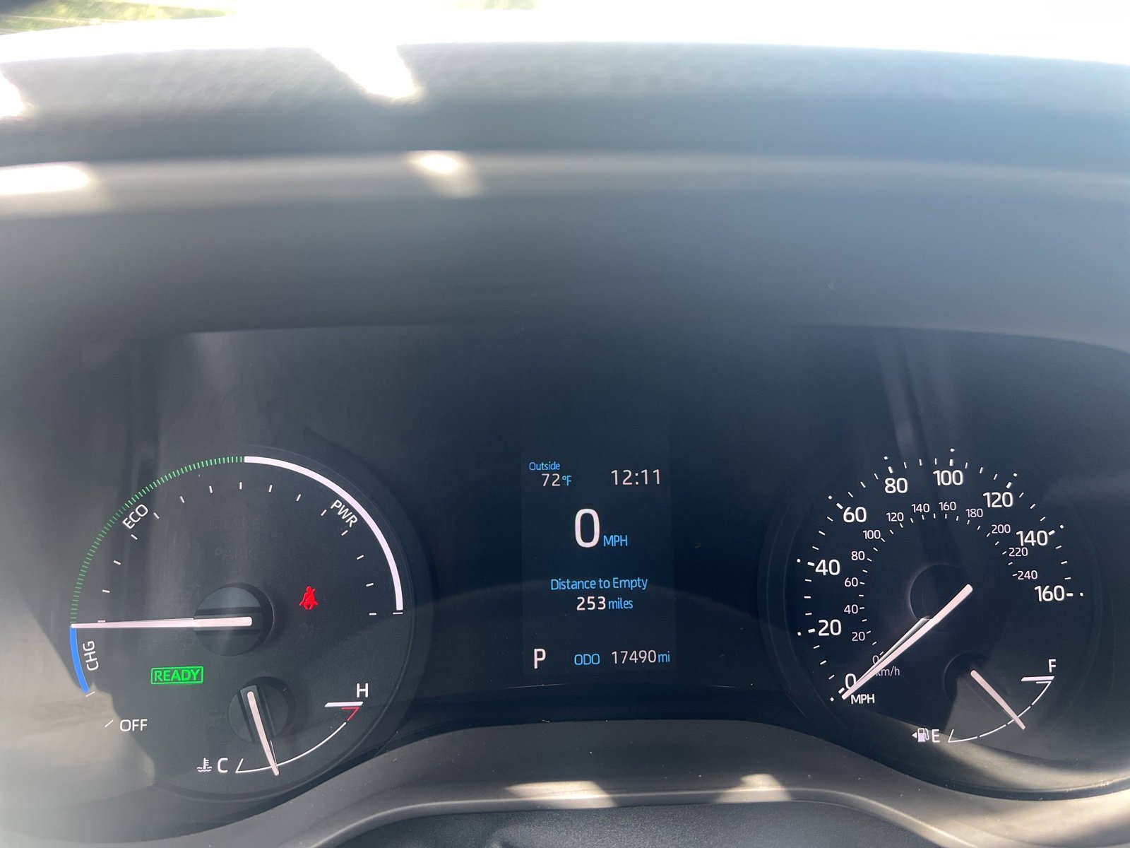 Used 2024 Toyota Sienna LE image 30