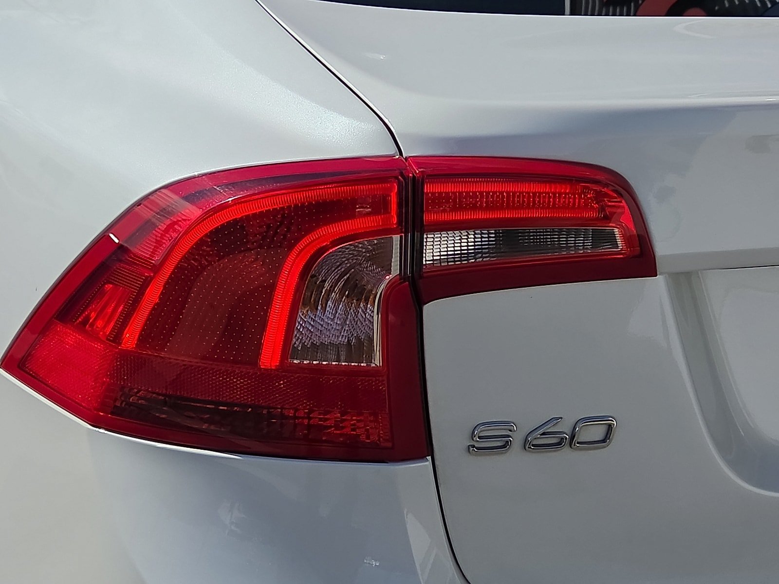 Used 2015 Volvo S60 T6 Platinum FWD image 10