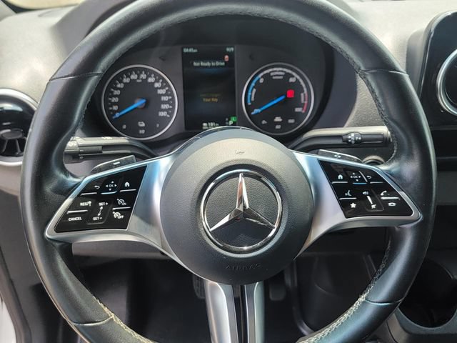 Used 2024 Mercedes-Benz eSprinter 170 Cargo image 21