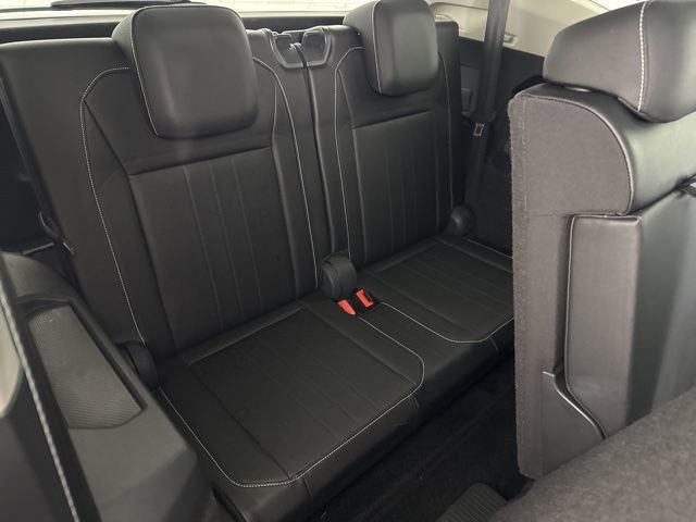 Used 2024 Volkswagen Tiguan SE image 30