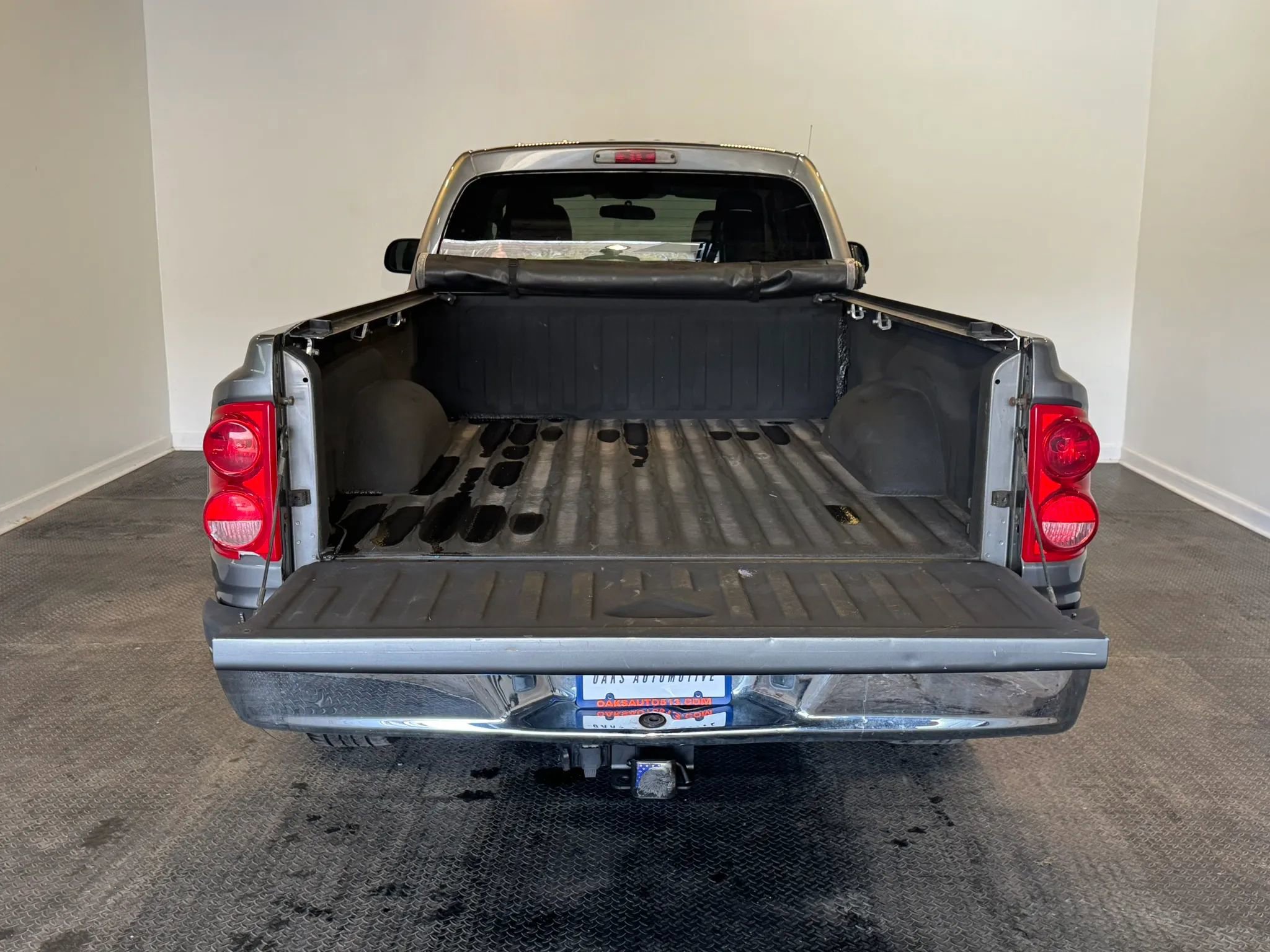 Used 2005 Dodge Dakota SLT image 24