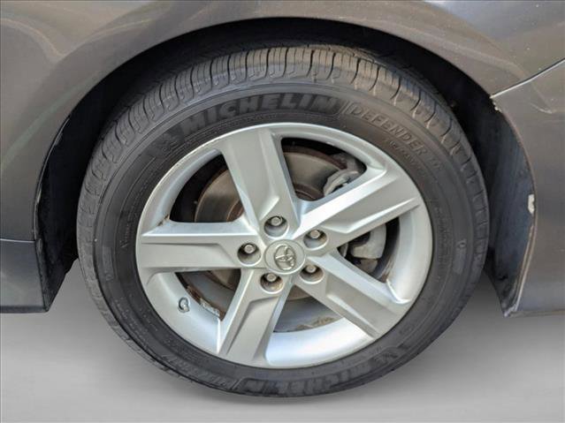 Used 2013 Toyota Camry SE FWD image 21