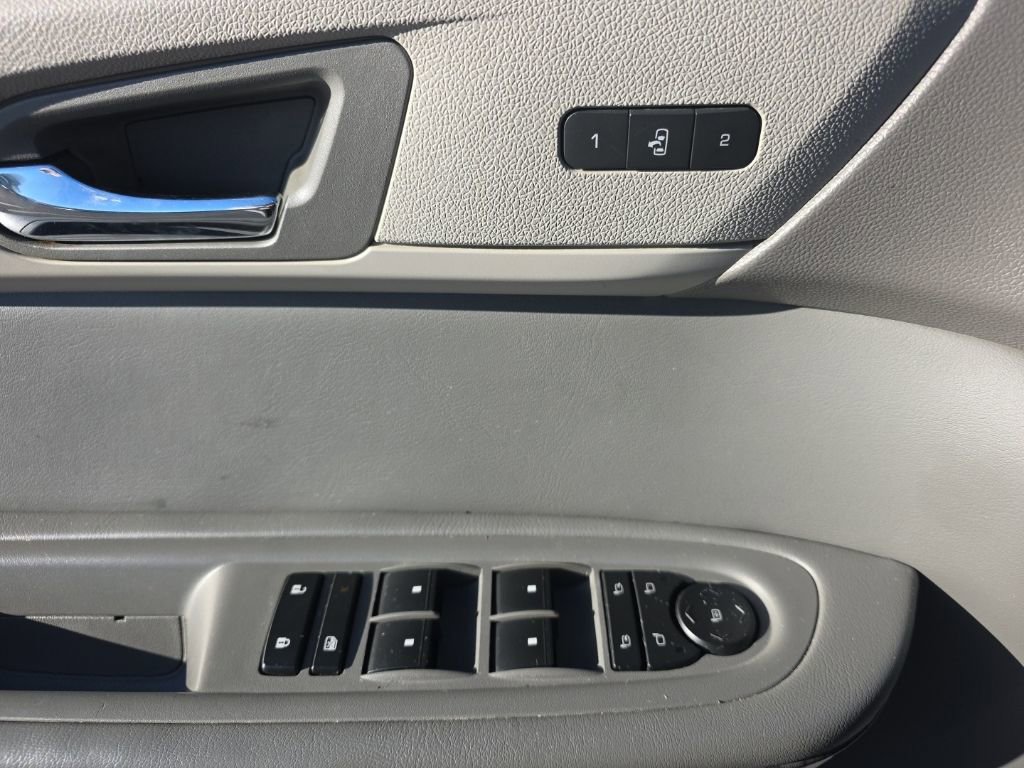 Used 2014 Chevrolet Traverse LTZ image 21