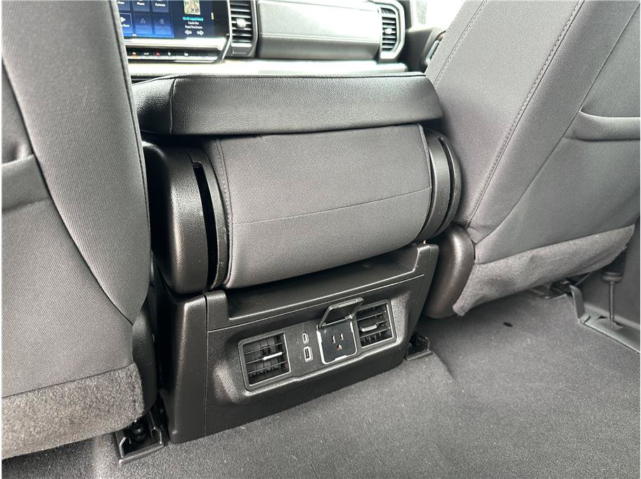 Used 2023 Chevrolet Silverado 1500 LT AWD/4WD image 18