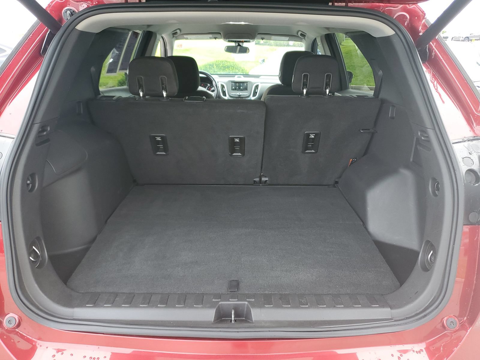 Used 2019 Chevrolet Equinox LT FWD image 9