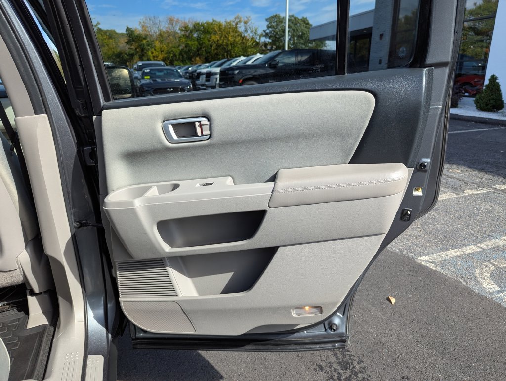 Used 2010 Honda Pilot LX image 33
