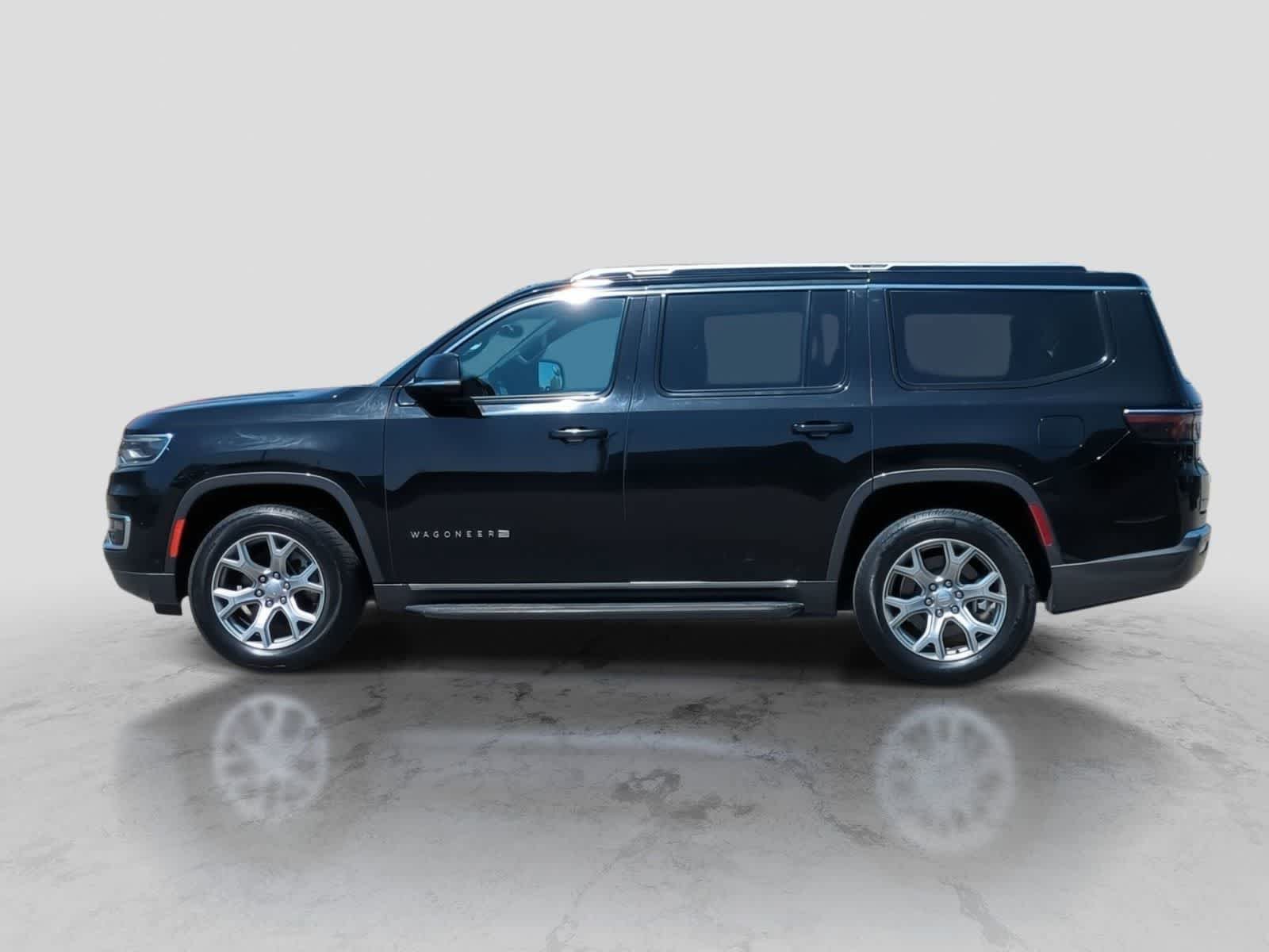Used 2022 Jeep Wagoneer Series II AWD/4WD image 5