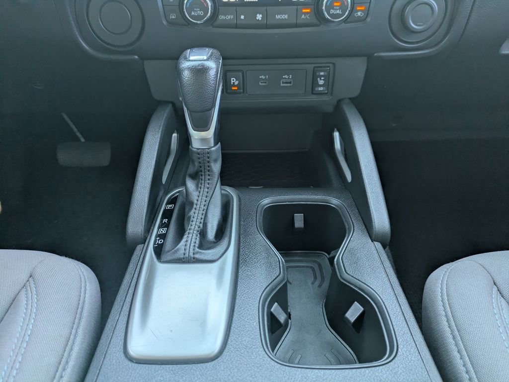 Used 2022 Nissan Frontier SV image 18