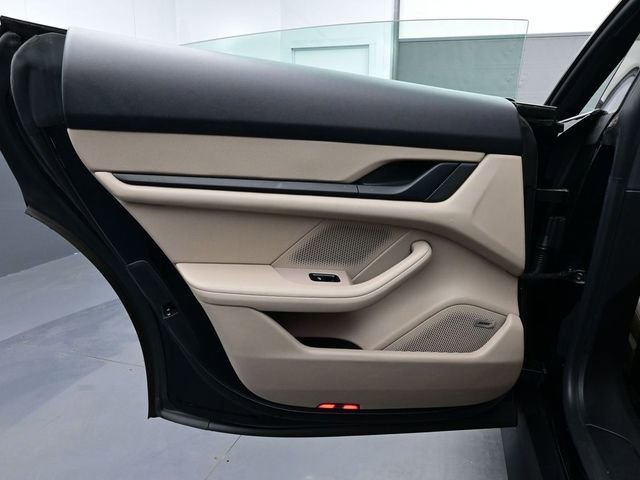 Certified 2022 Porsche Taycan image 12