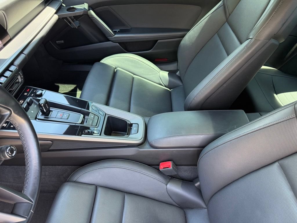 Certified 2021 Porsche 911 Carrera 4 AWD/4WD image 9