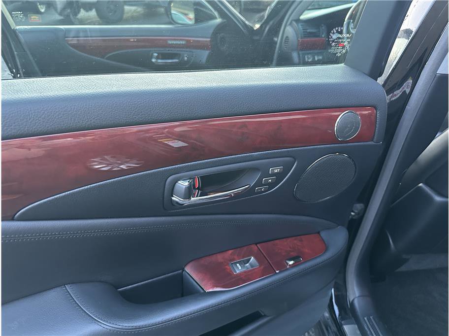 Used 2008 Lexus LS 460 image 24