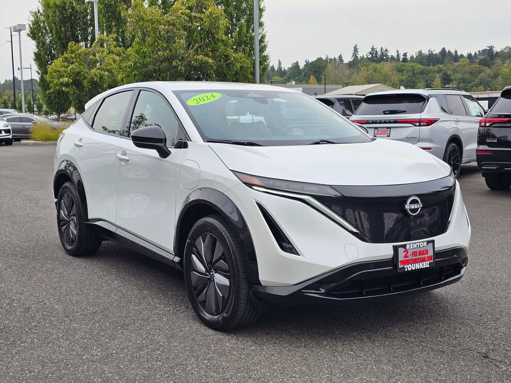 Used 2024 Nissan Ariya AWD image 3