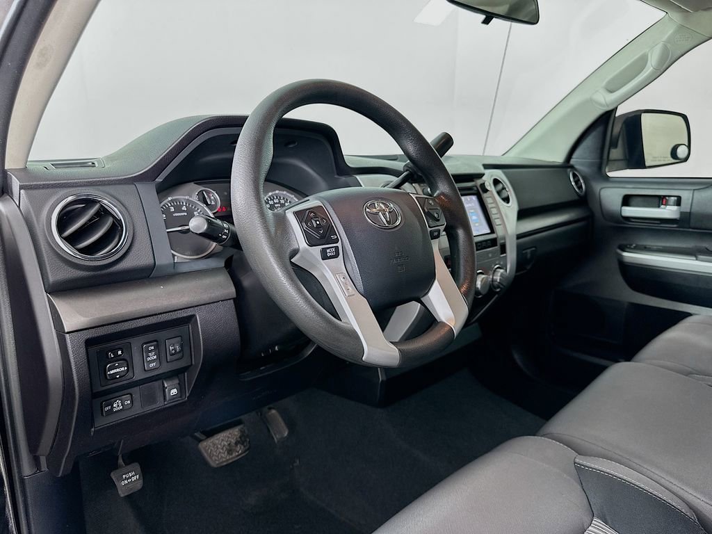 Used 2015 Toyota Tundra SR5 image 9