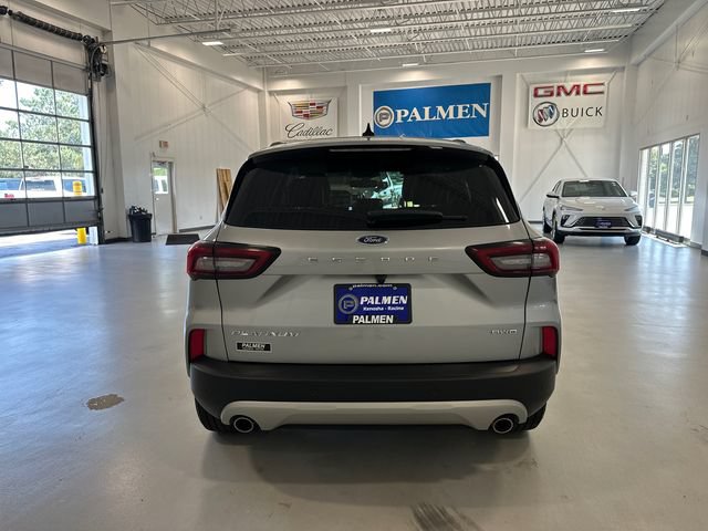 Used 2024 Ford Escape Platinum AWD/4WD image 7