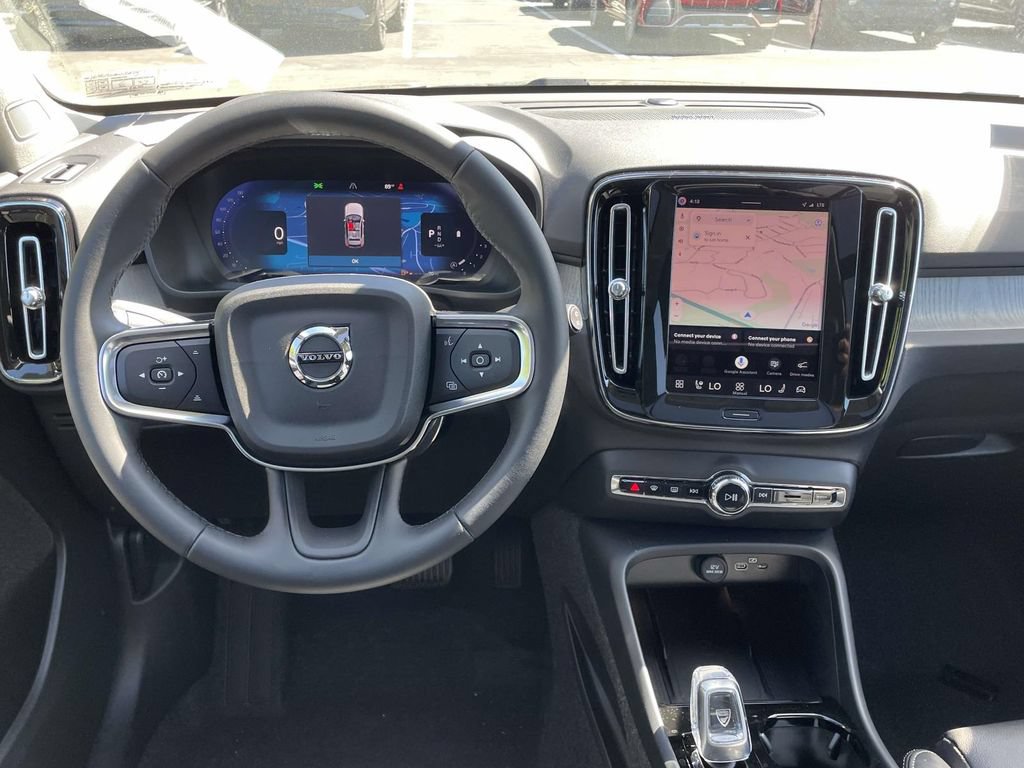 New 2026 Volvo XC40 B5 Ultra w/ Protection Package Premier AWD/4WD image 24