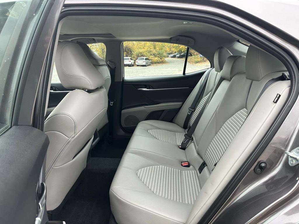 Used 2023 Toyota Camry SE w/ Cold Weather Package AWD/4WD image 12