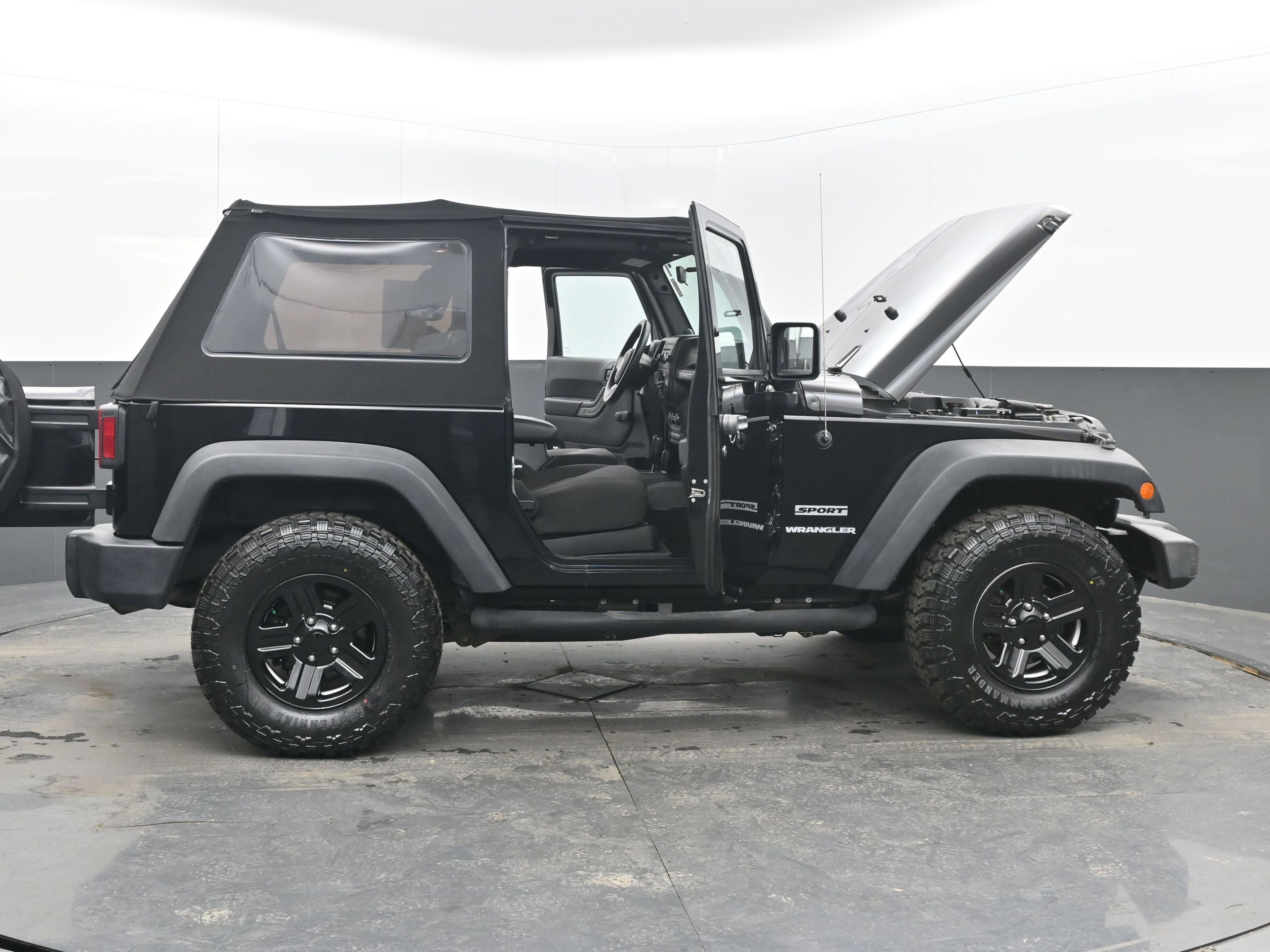 Used 2014 Jeep Wrangler Sport image 41
