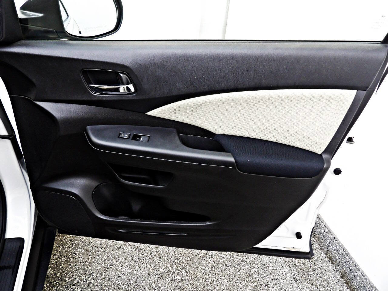 Used 2016 Honda CR-V EX image 11