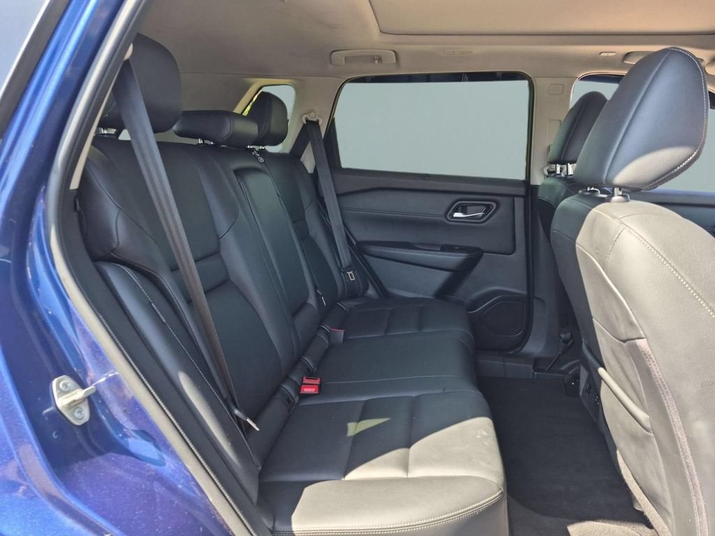 Used 2023 Nissan Rogue SL w/ SL Premium Package FWD image 55