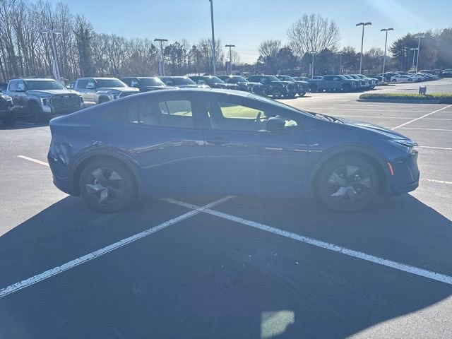 Used 2024 Toyota Prius LE image 5