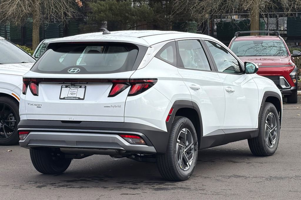 New 2026 Hyundai Tucson Blue SE image 5