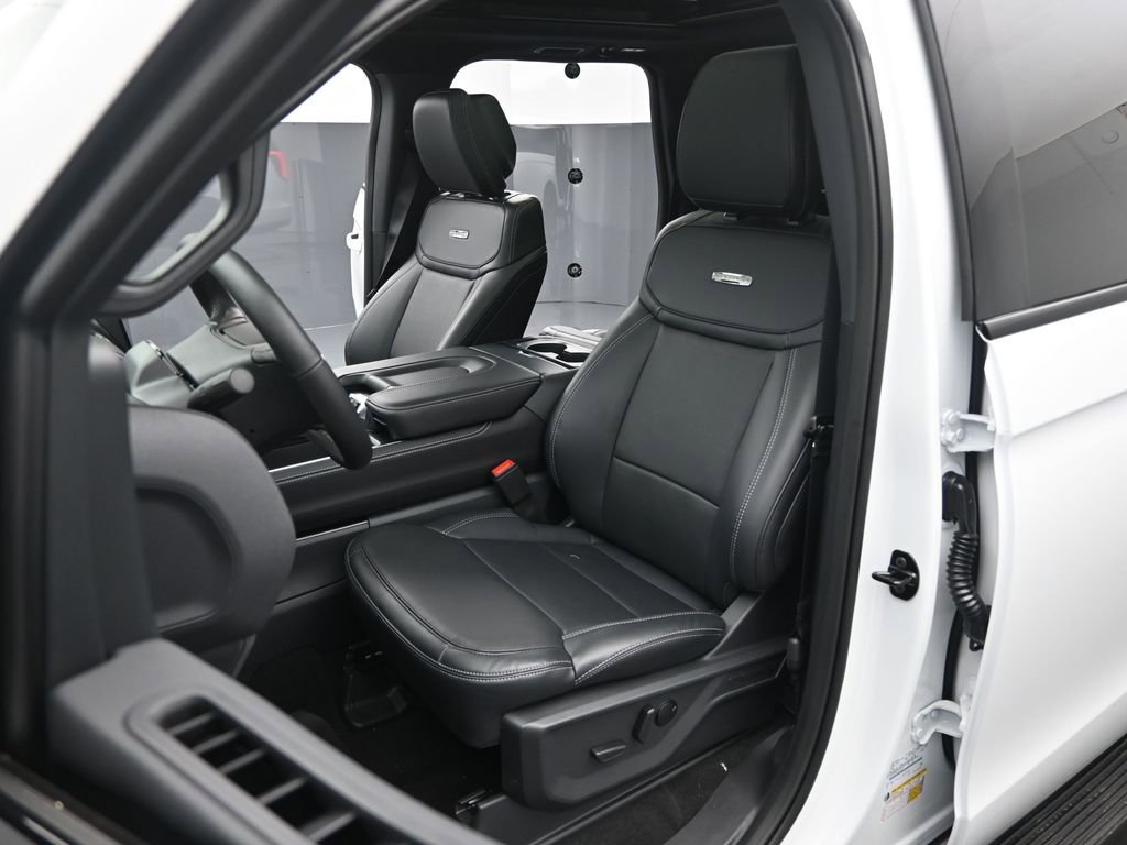 New 2026 Ford Expedition Max Platinum w/ Stealth Appearance Package AWD/4WD image 8