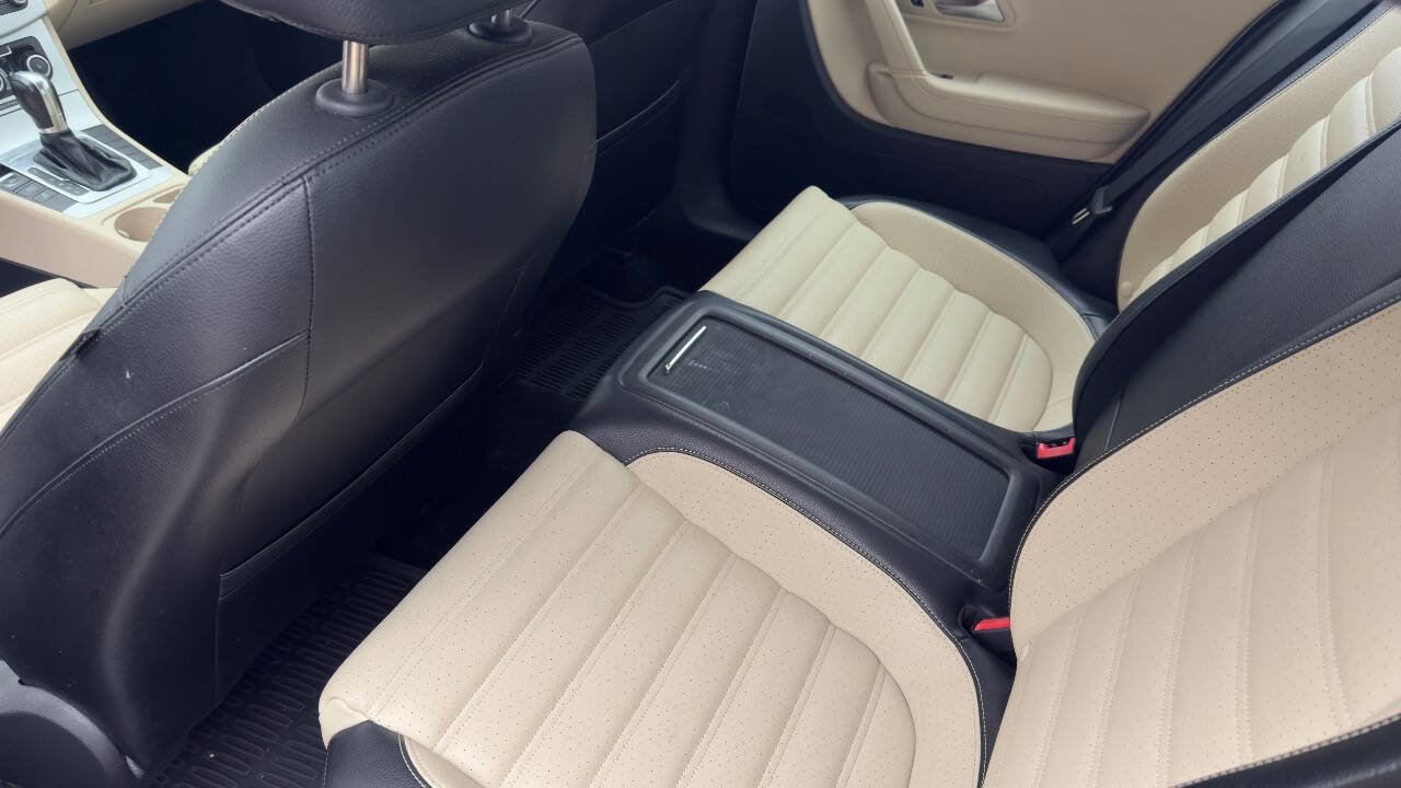 Used 2012 Volkswagen CC Sport image 31