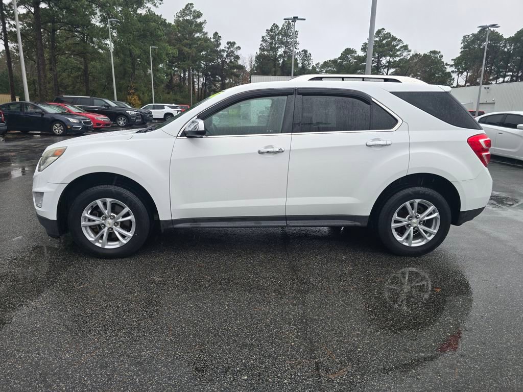 Used 2017 Chevrolet Equinox LT w/ Convenience Package image 4