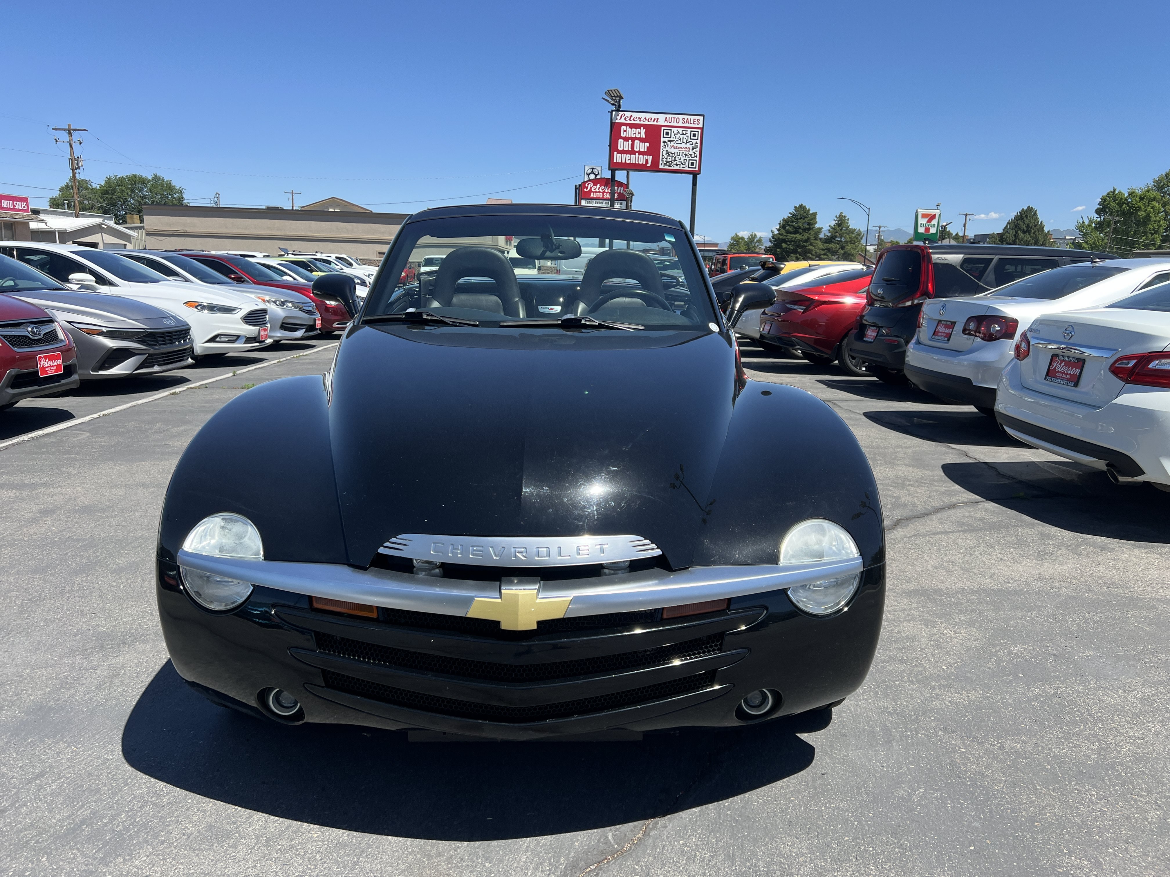 Used 2006 Chevrolet SSR w/ Preferred Equipment Group RWD image 11