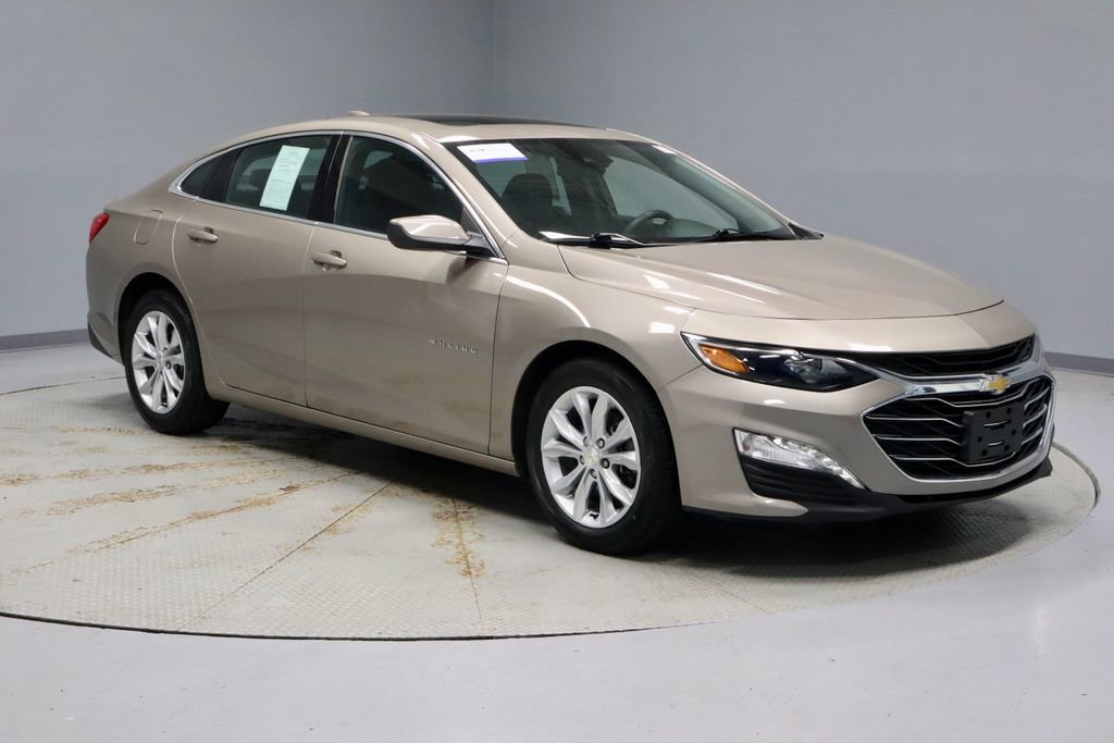 Used 2024 Chevrolet Malibu LT FWD image 1