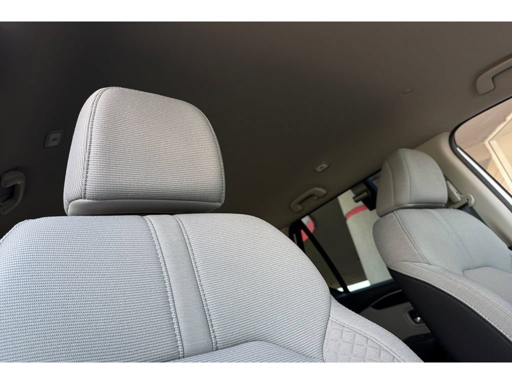 Used 2024 Honda Pilot LX image 20