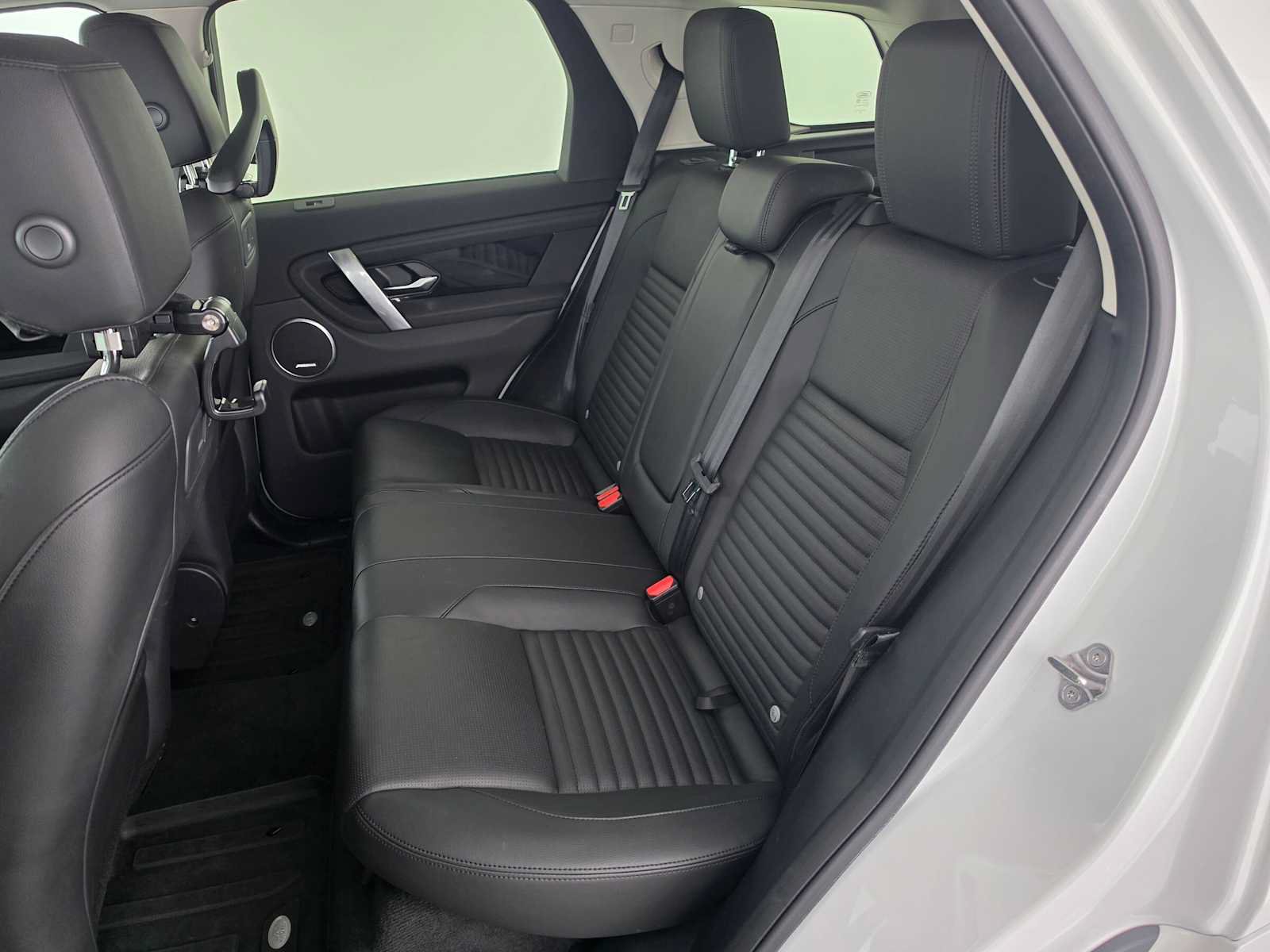 Used 2025 Land Rover Discovery Sport S AWD/4WD image 17