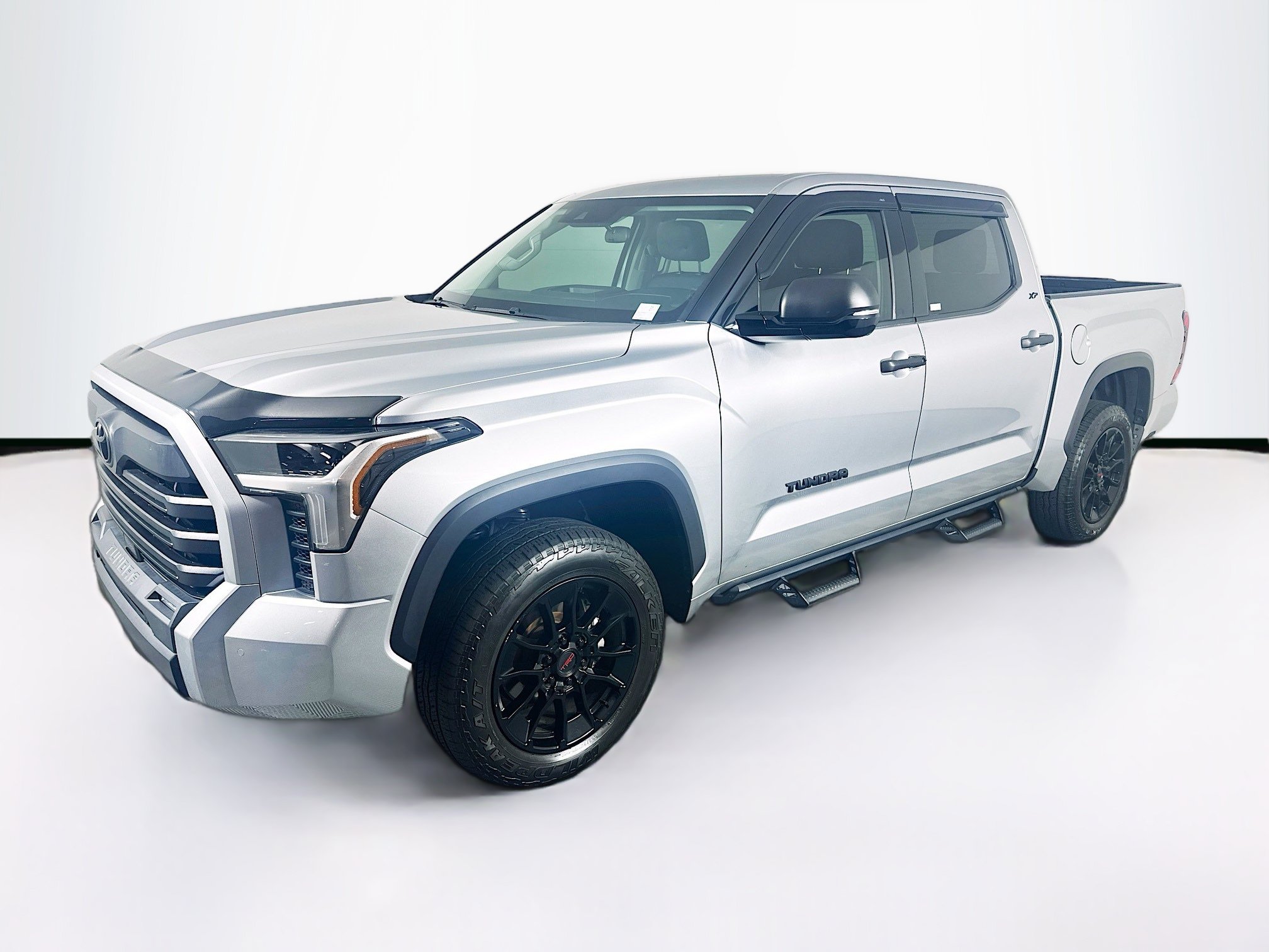 Used 2023 Toyota Tundra SR5 w/ SR5 Convenience Package AWD/4WD image 3