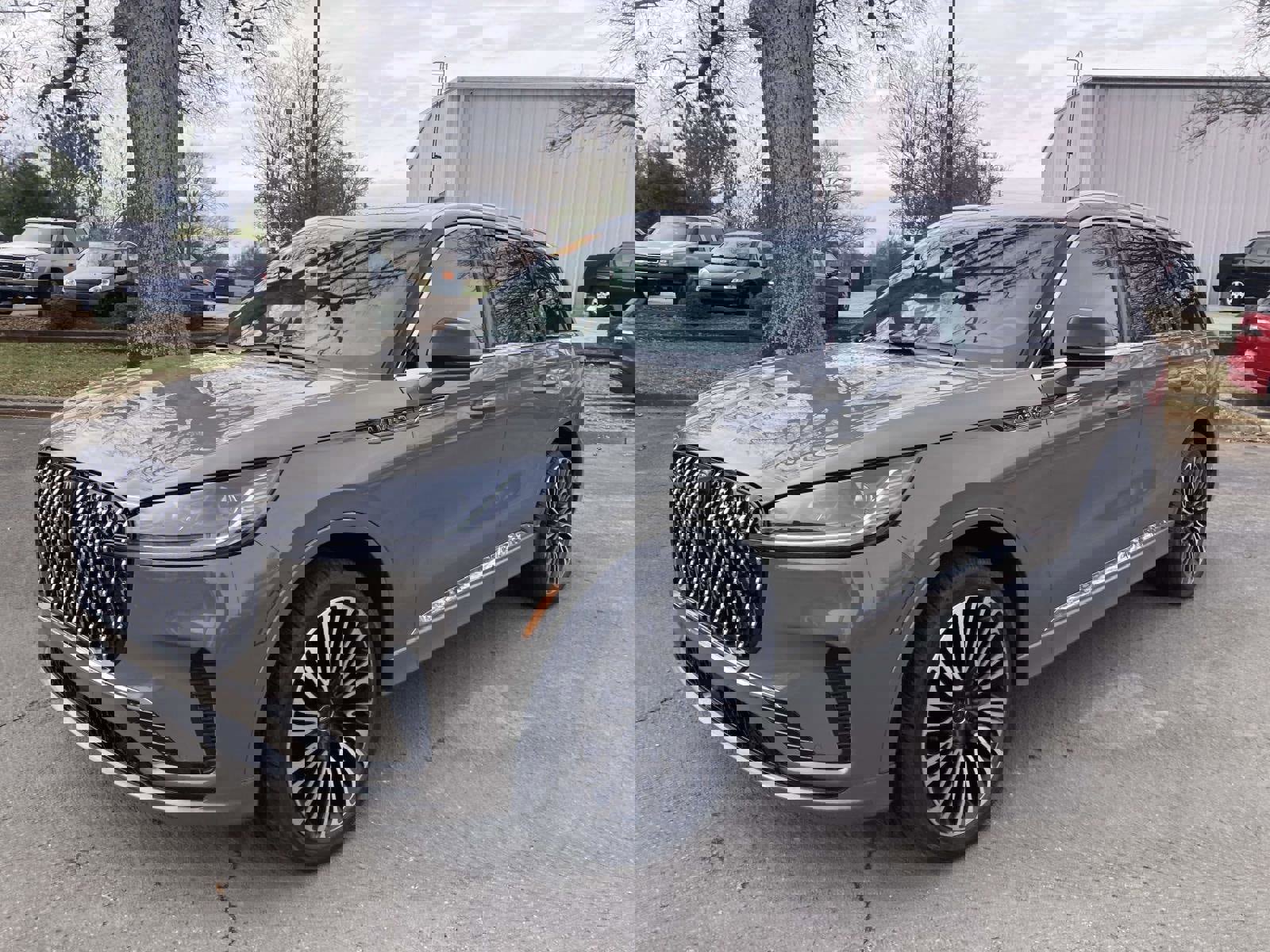 New 2025 Lincoln Aviator Black Label image 9