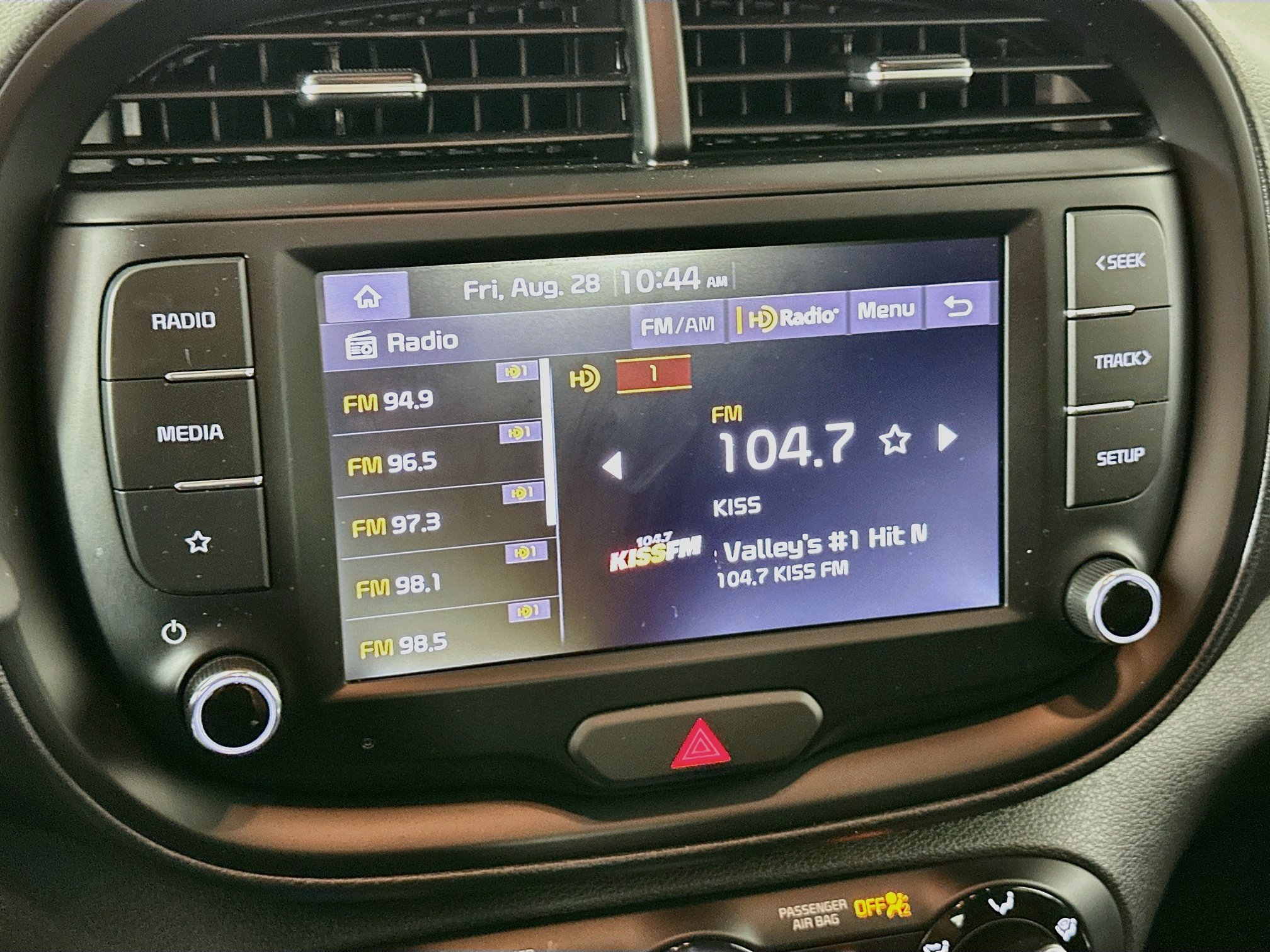 Used 2025 Kia Soul LX w/ LX Technology Package FWD image 21