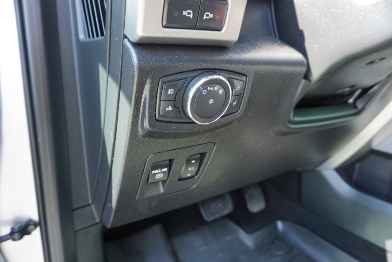Used 2019 Ford F150 Platinum w/ Equipment Group 701A Luxury AWD/4WD image 17