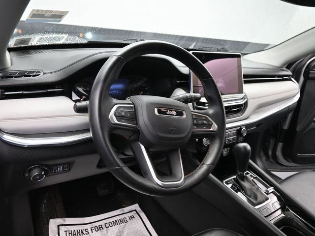 Used 2022 Jeep Compass Limited AWD/4WD image 13