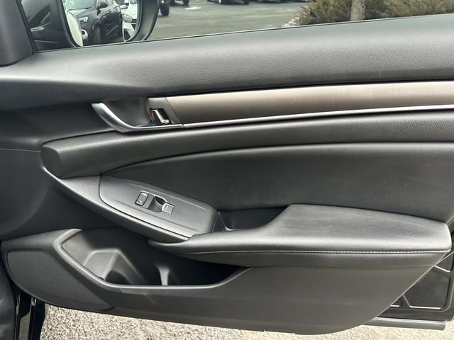 Used 2019 Honda Accord LX image 8