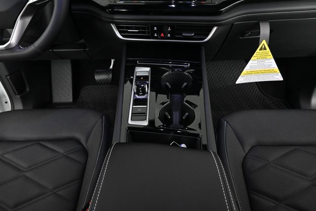 New 2026 Volkswagen Atlas Cross Sport SE image 18