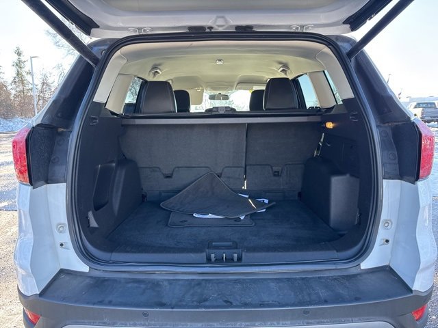 Used 2019 Ford Escape SEL image 22