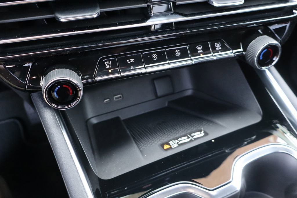 New 2026 Chevrolet Traverse RS AWD/4WD image 29