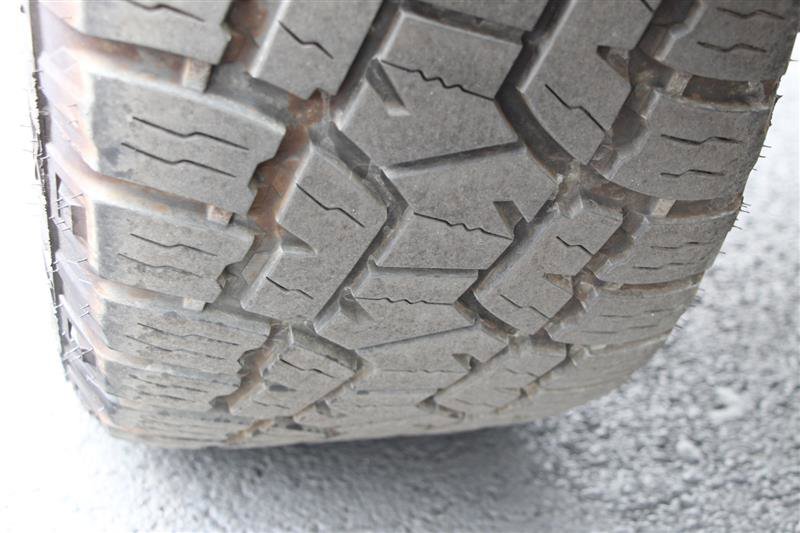 Used 2022 GMC Sierra 1500 AT4X image 44