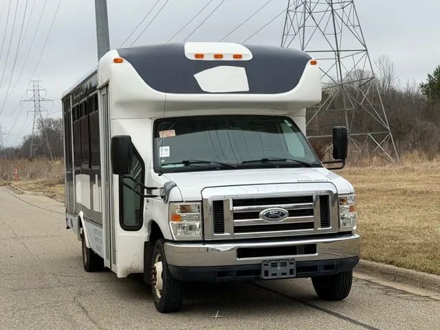 Used 2013 Ford E-350 and Econoline 350 Super Duty w/ Shuttle Bus Prep Pkg RWD image 7