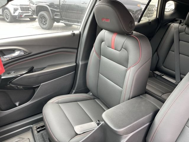 New 2026 Chevrolet Trax RS w/ Sunroof Package FWD image 24